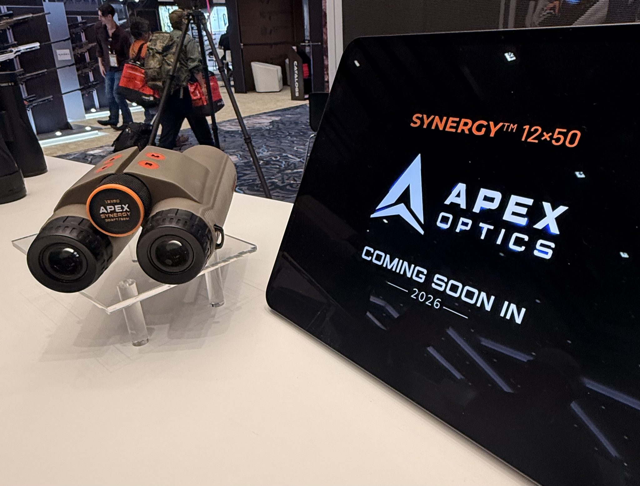 Apex Optics: The LRF Binoculars for Serious Shooters & Hunters